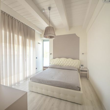 Hotel Leonardo تْشيزيناتيكو المظهر الخارجي الصورة