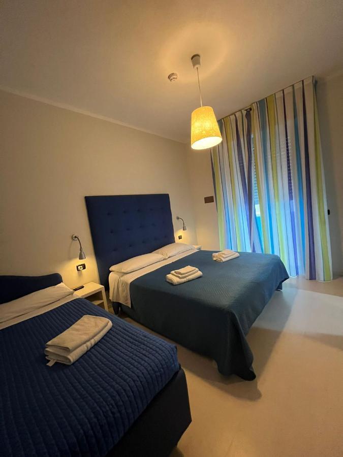 Hotel Leonardo تْشيزيناتيكو المظهر الخارجي الصورة