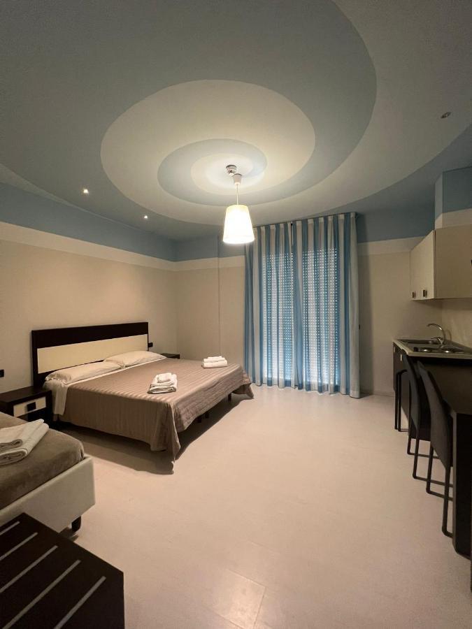 Hotel Leonardo تْشيزيناتيكو المظهر الخارجي الصورة