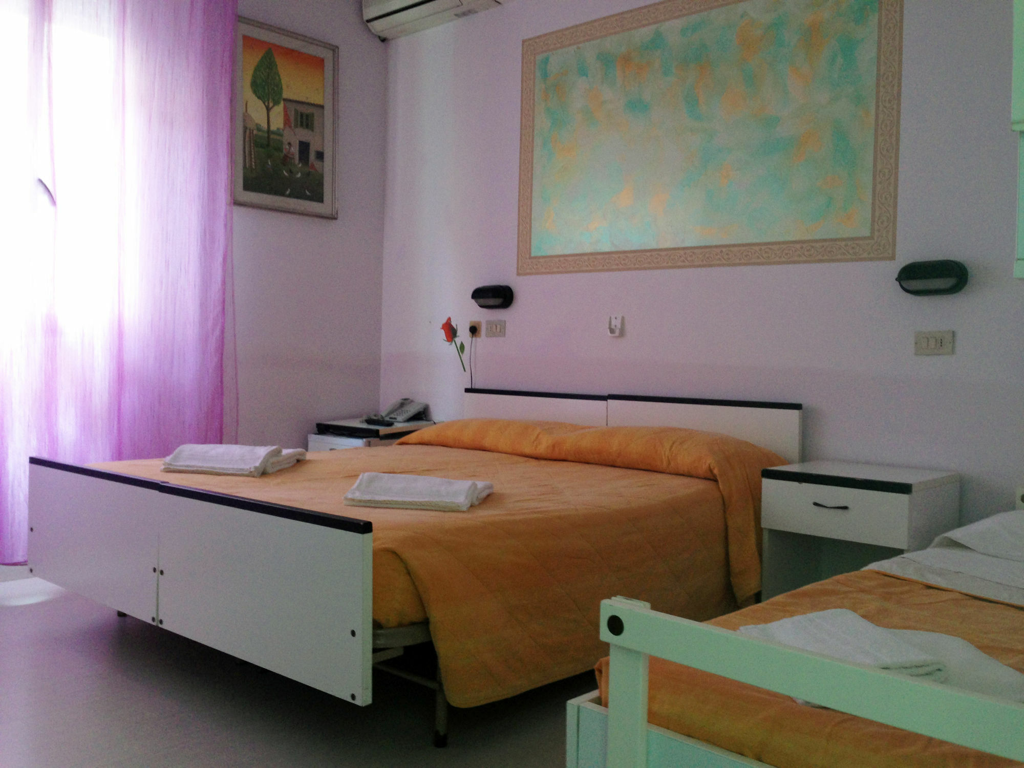 Hotel Leonardo تْشيزيناتيكو المظهر الخارجي الصورة
